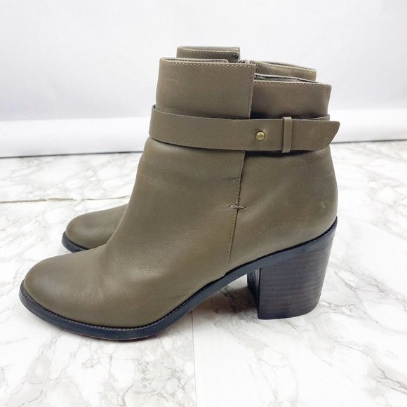 Halogen Glenna Leather Ankle Booties Block Heel Ankle Strap Womens Size 8 - Picture 3 of 11